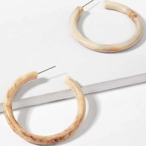 Neutral tan horn hoop earrings - lightweight, NWOT